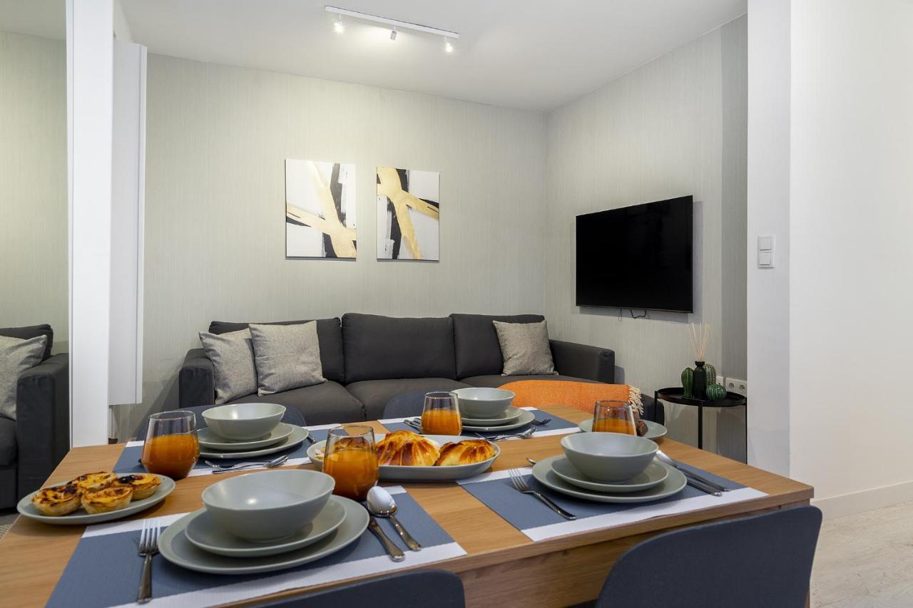 Apartment Whome Lisbon's Kept Secret: 2-bed W/ac & Patio *
