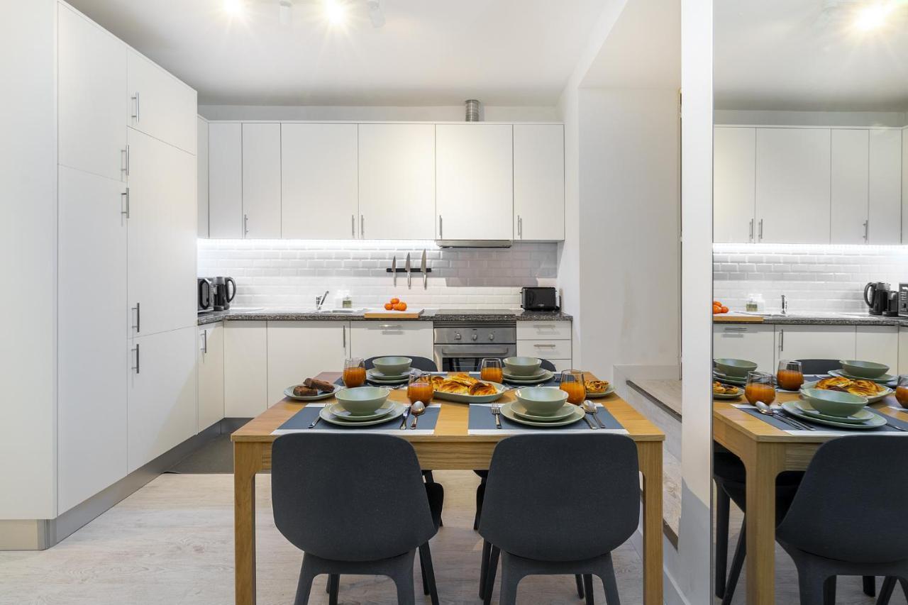 Apartment Whome Lisbon's Kept Secret: 2-bed W/ac & Patio