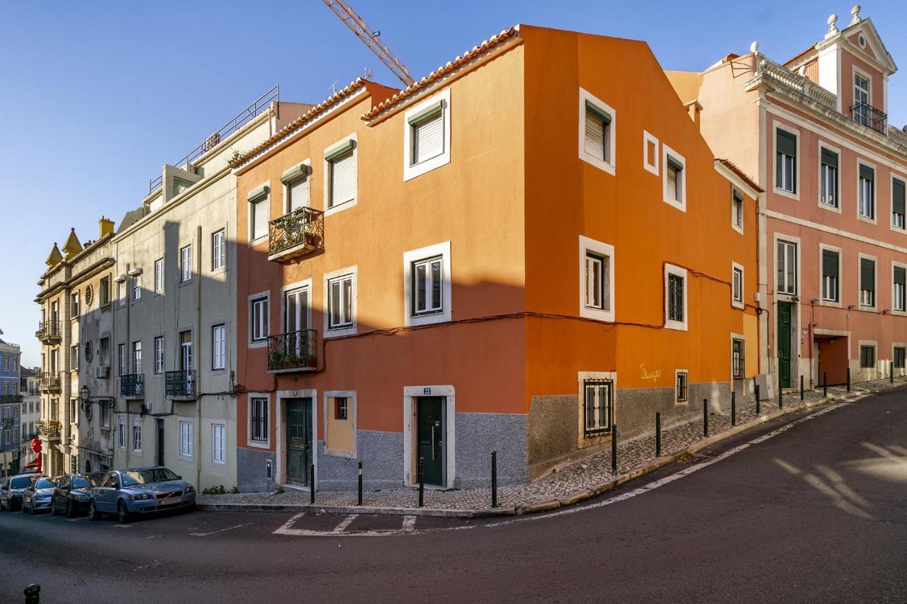 Whome Lisbon's Kept Secret: 2-bed W/ac & Patio Apartment *