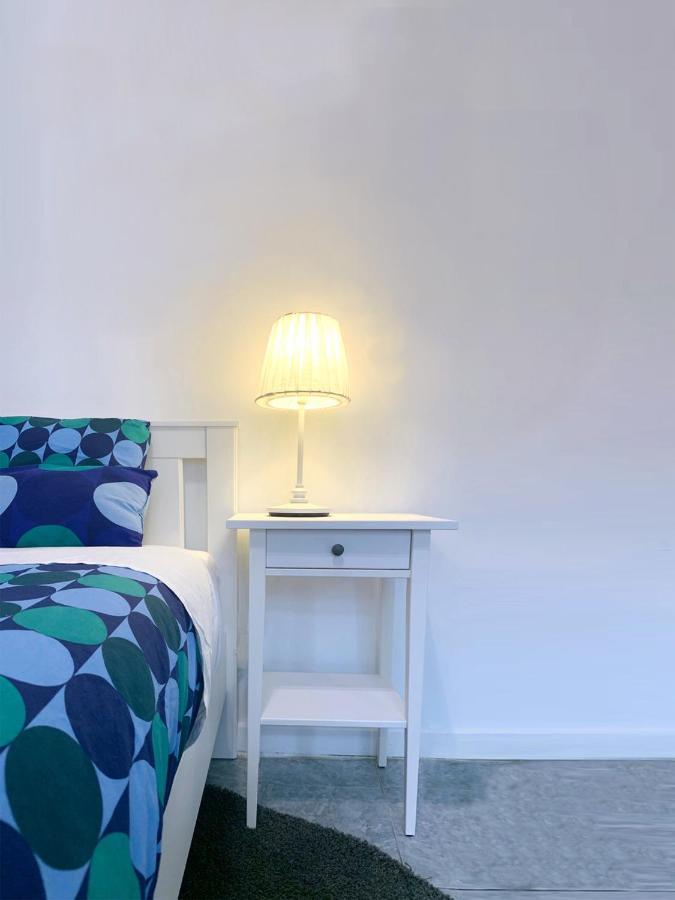 Apartment Campolide Door Lisbon