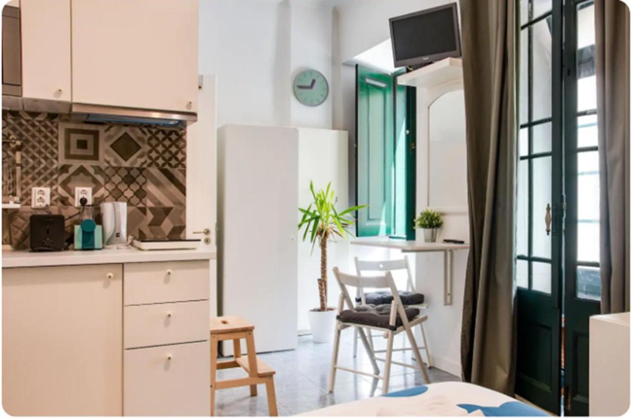 Campolide Door Lisbon