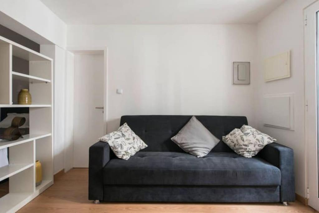 2 Apartment *