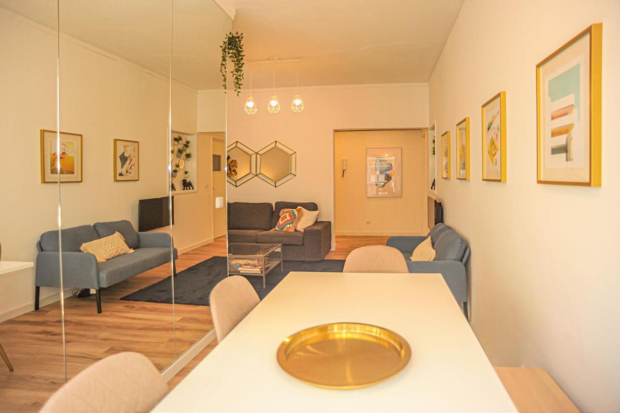 Apartment Downtown Modern 8 Bedroom - Marques De Pombal Lisbon