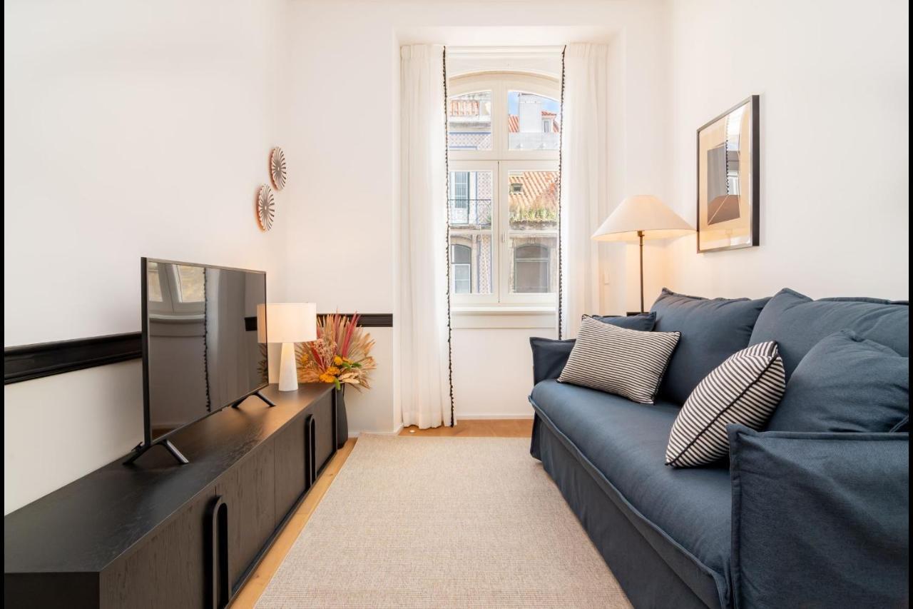 Ando Living - Santa Justa 77 House * Lisbon