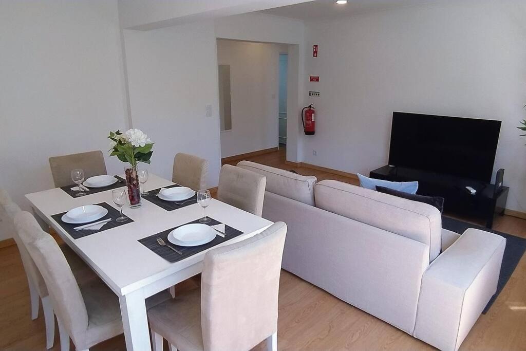 Apartment Lisboa/city/sunny Apar/metro/airport/wifi/air Cond *