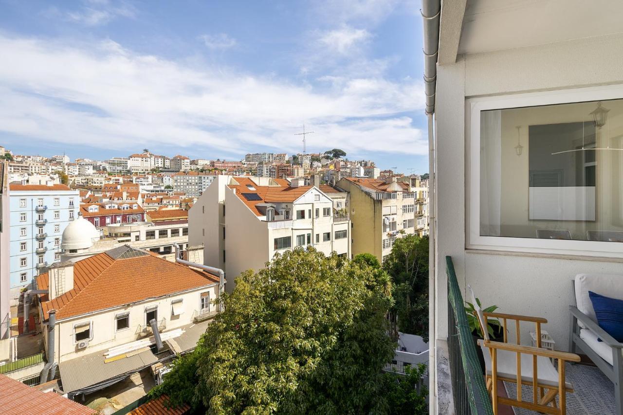 Whome Luxury Penthouse: Designer Decor & Epic Views Apartment