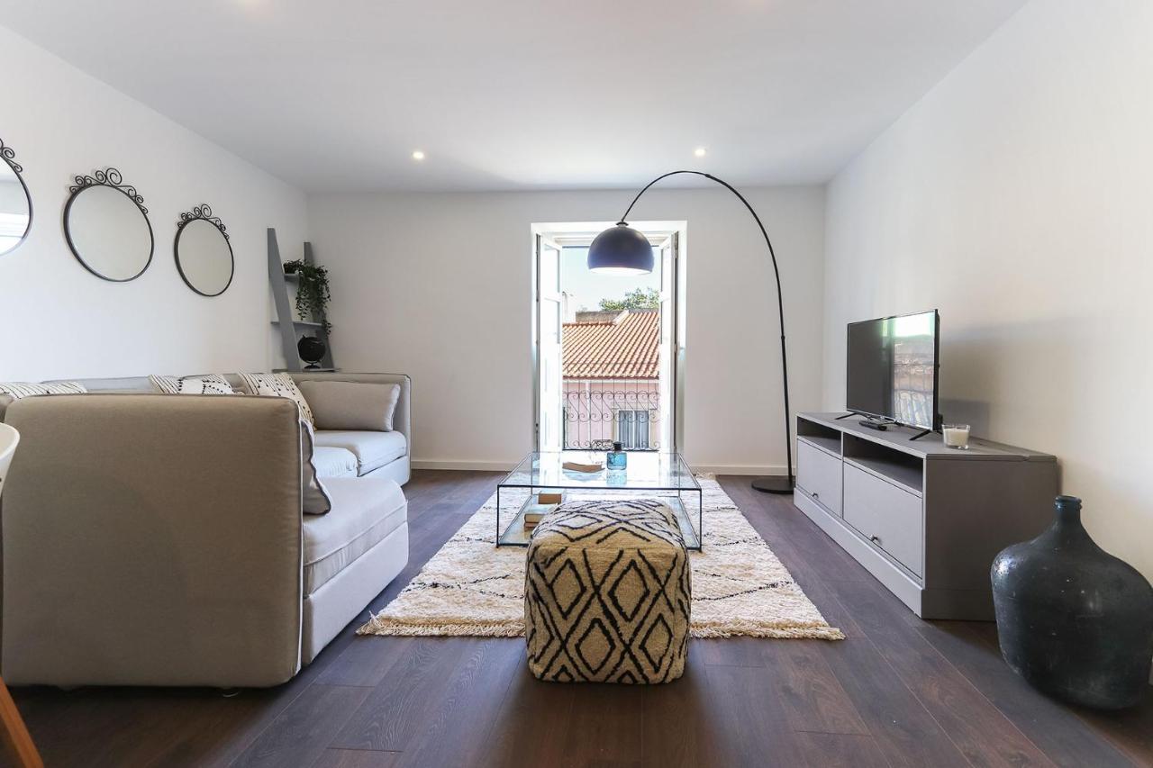 Apartment Benfica Iii By Homing