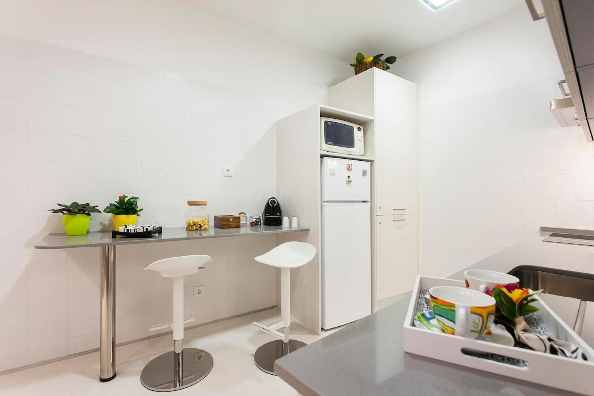 Ginjinha House - 4 - Bairro Alto - With Ac! Guest house Lisbon