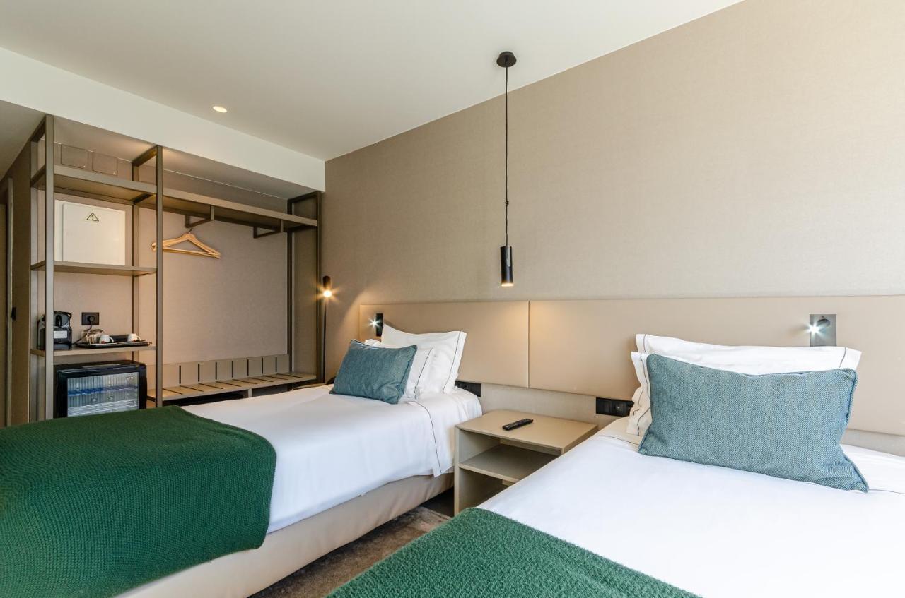 Omid Saldanha Hotel
