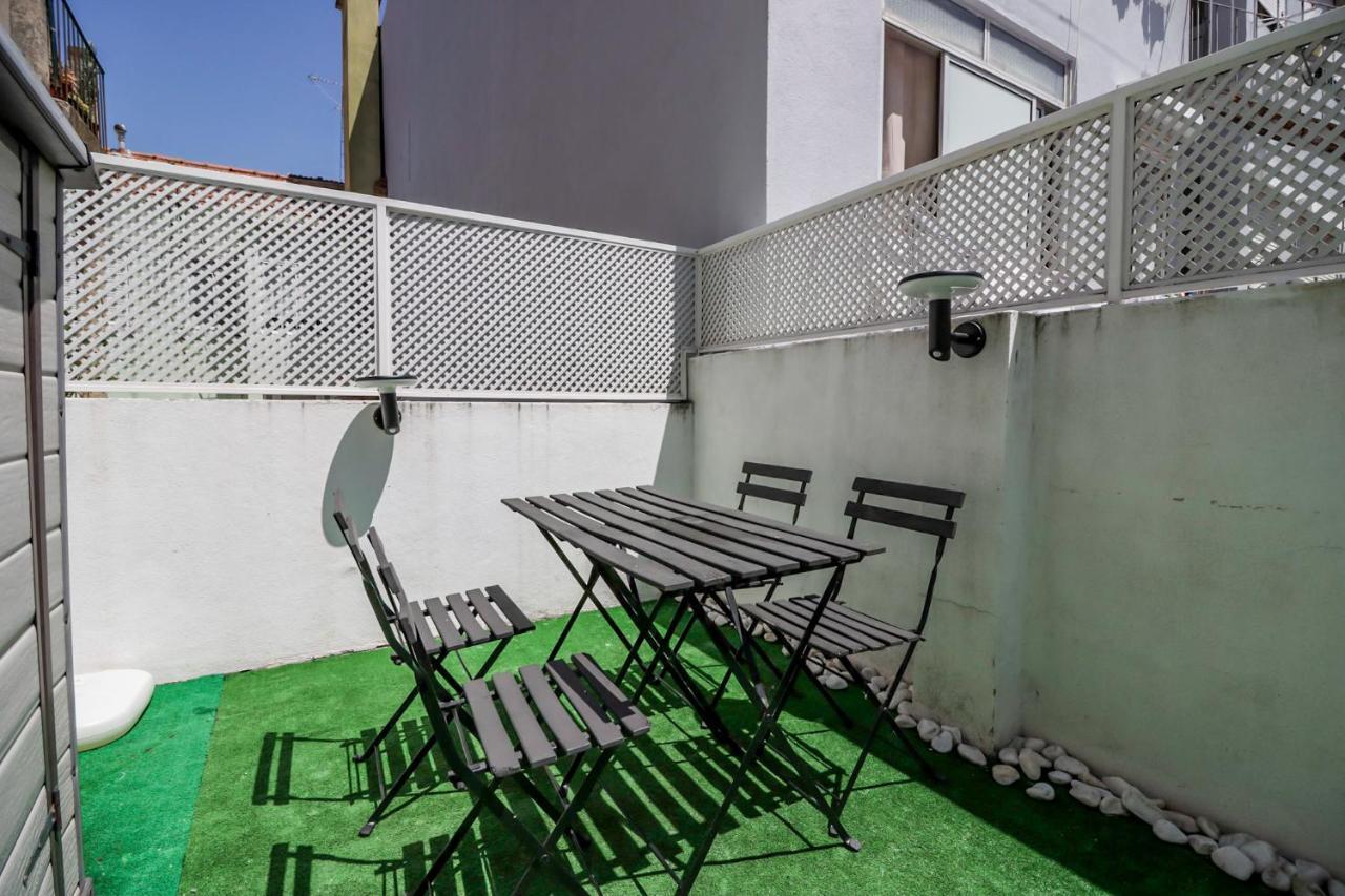 Charming Ii Apartment *