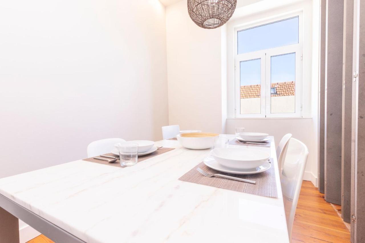 Amazing 4bdr Flat In Areeiro By Lovelystay Apartment Lisbon