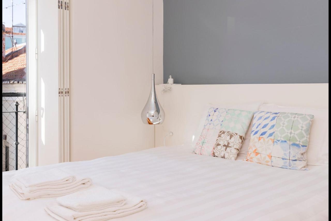 Amazing 4bdr Flat In Areeiro By Lovelystay Lisbon