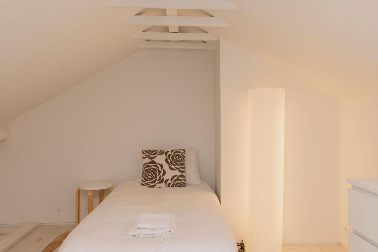 Apartment Amazing 4bdr Flat In Areeiro By Lovelystay Lisbon