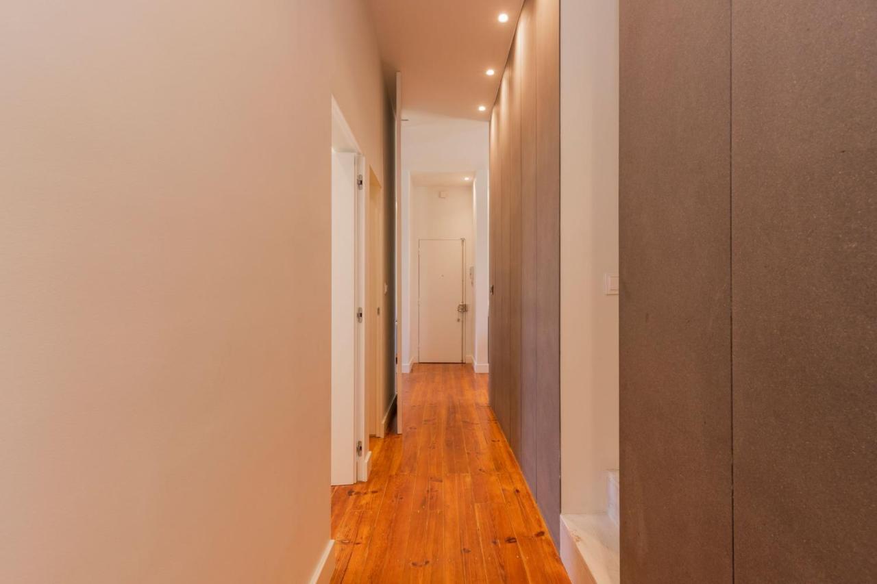 Amazing 4bdr Flat In Areeiro By Lovelystay *