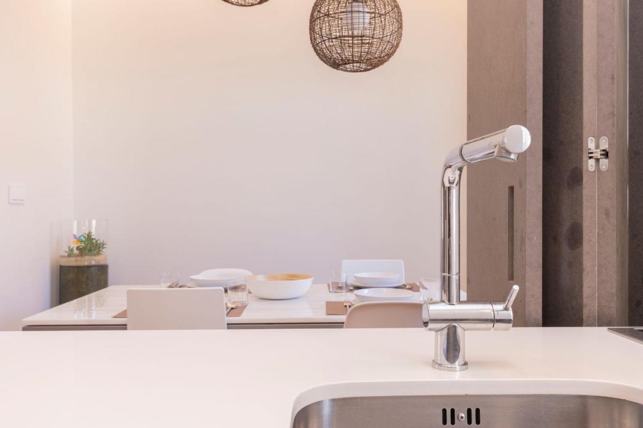 Apartment Amazing 4bdr Flat In Areeiro By Lovelystay Lisbon