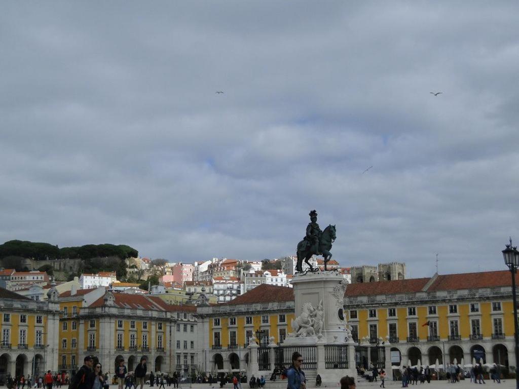 Tonic Flat Lisbon