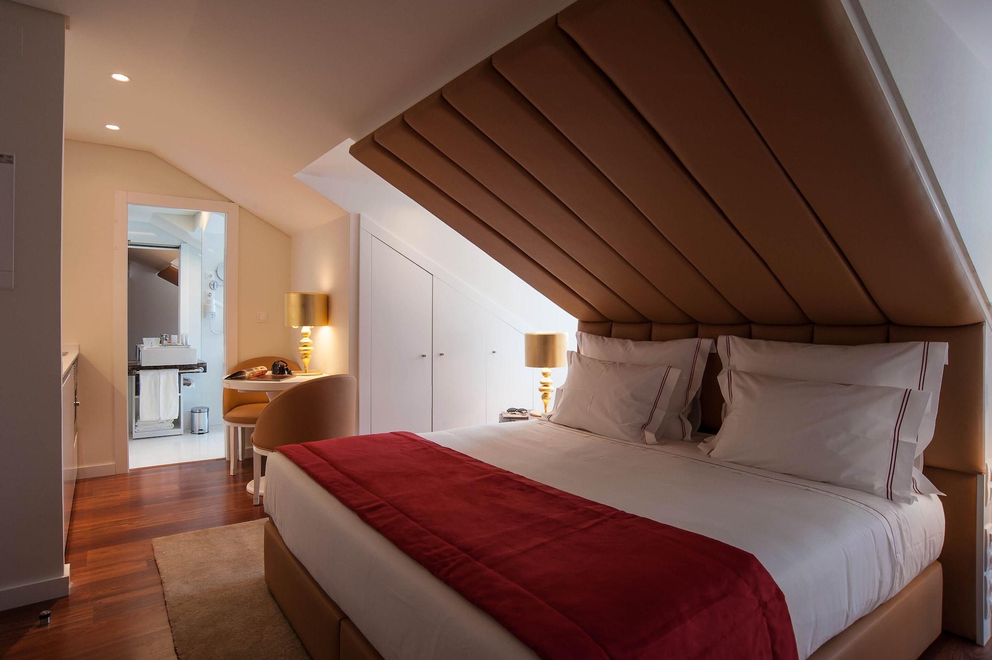 The 7 Hotel, Suites, & Hotel 3*