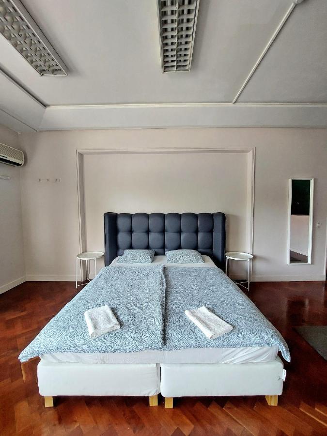 Lisbon's Best At Campo Pequeno Guest house