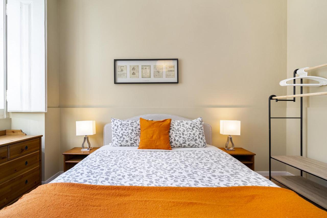 Whome Urban Comfort: 1-br Near Airport & Train Station Apartment Lisbon