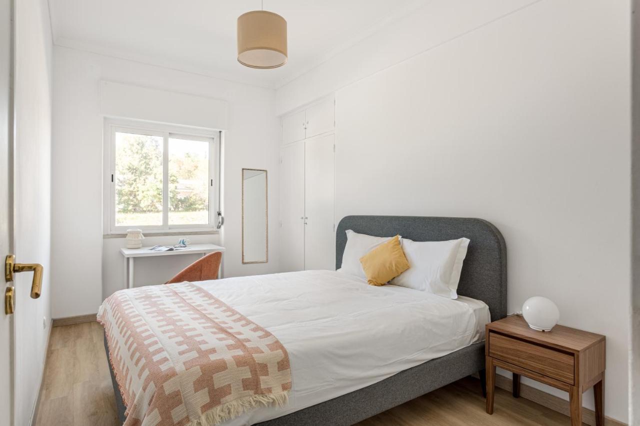Joivy Striking Flat In Benfica Apartment Lisbon