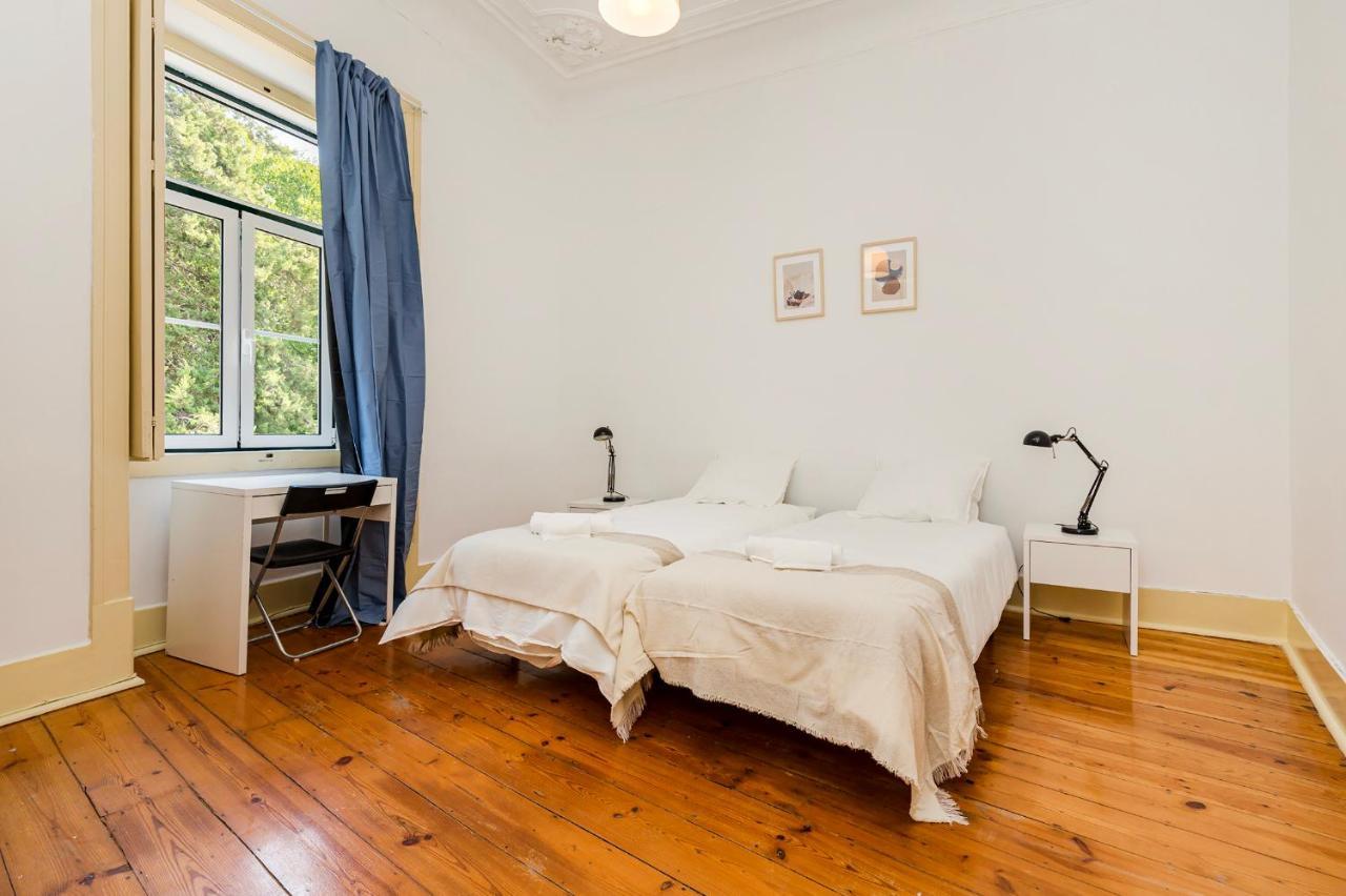 4br - Excellent Location - New Mattresses! Apartment