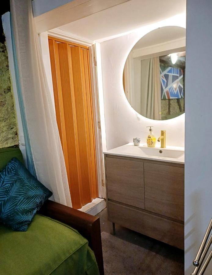 Apartment Bica Street Old Bar Into Studio *
