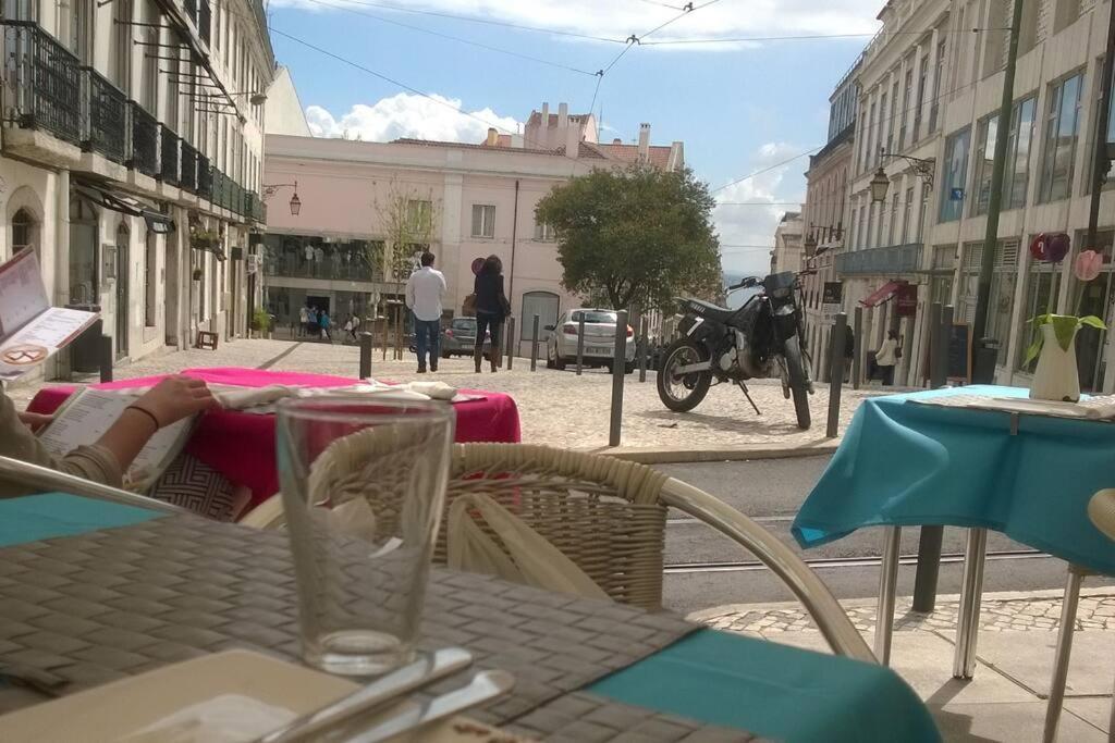 Charm And Fantastic View In A Fully Equipped In Center Apartment