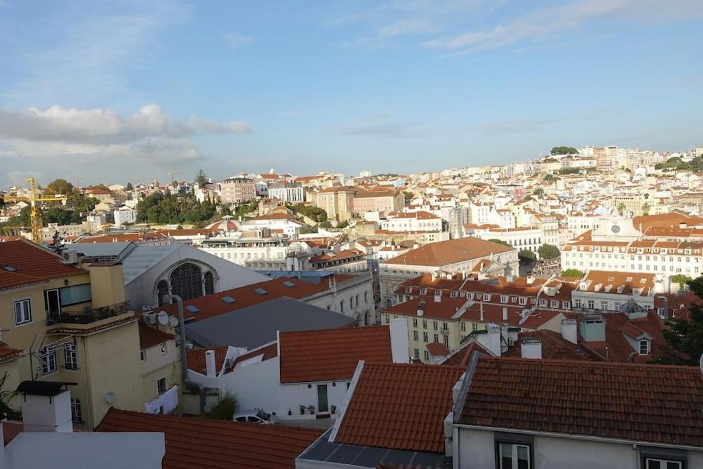Charm And Fantastic View In A Fully Equipped In Center