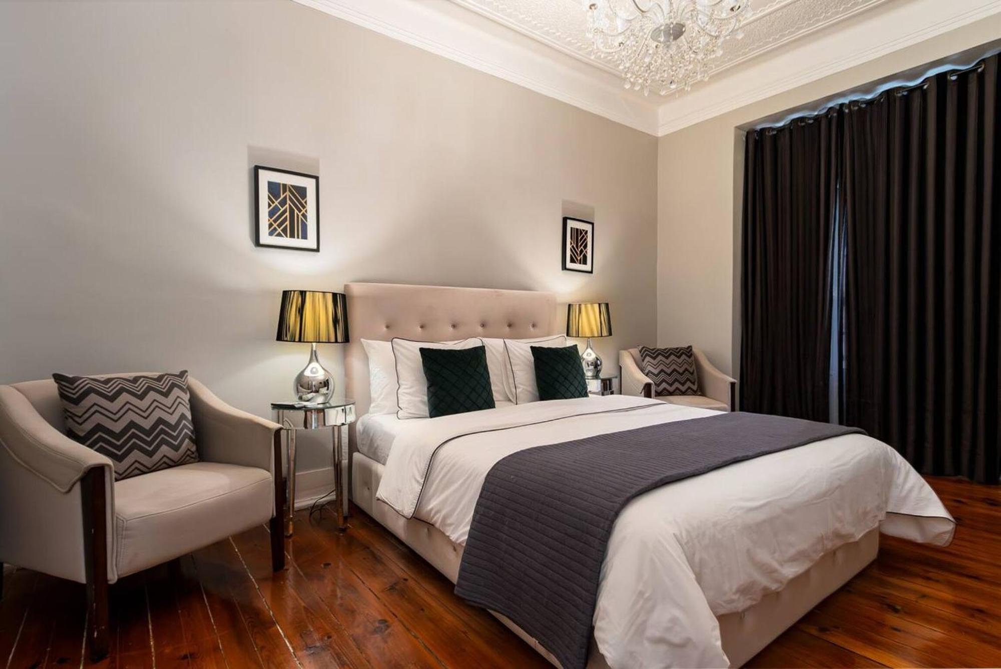 Apartment Spacious In 120 M² Fireplace Lisbon