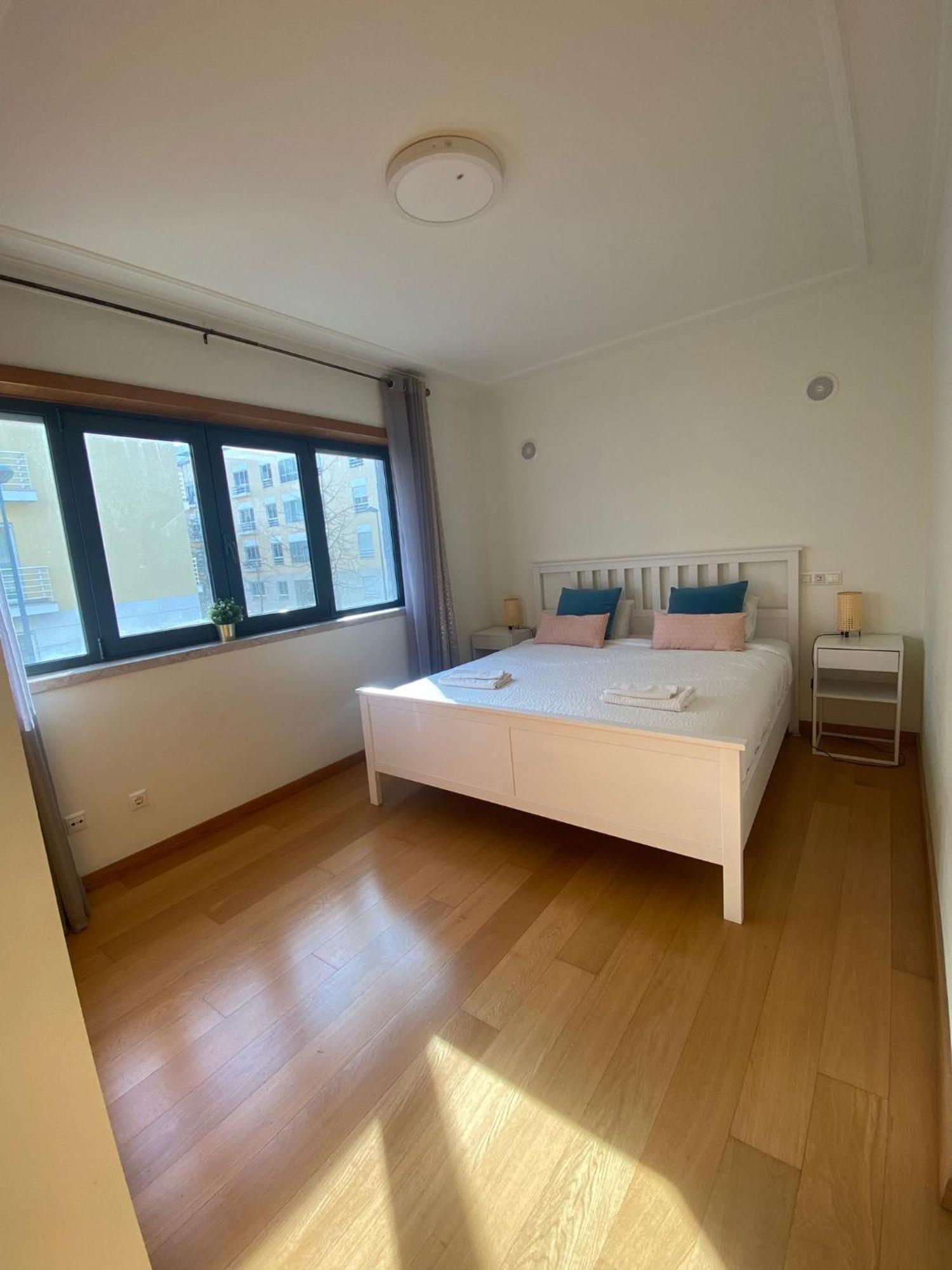 Bom Dia Parque Nacoes Lisboaz Apartment