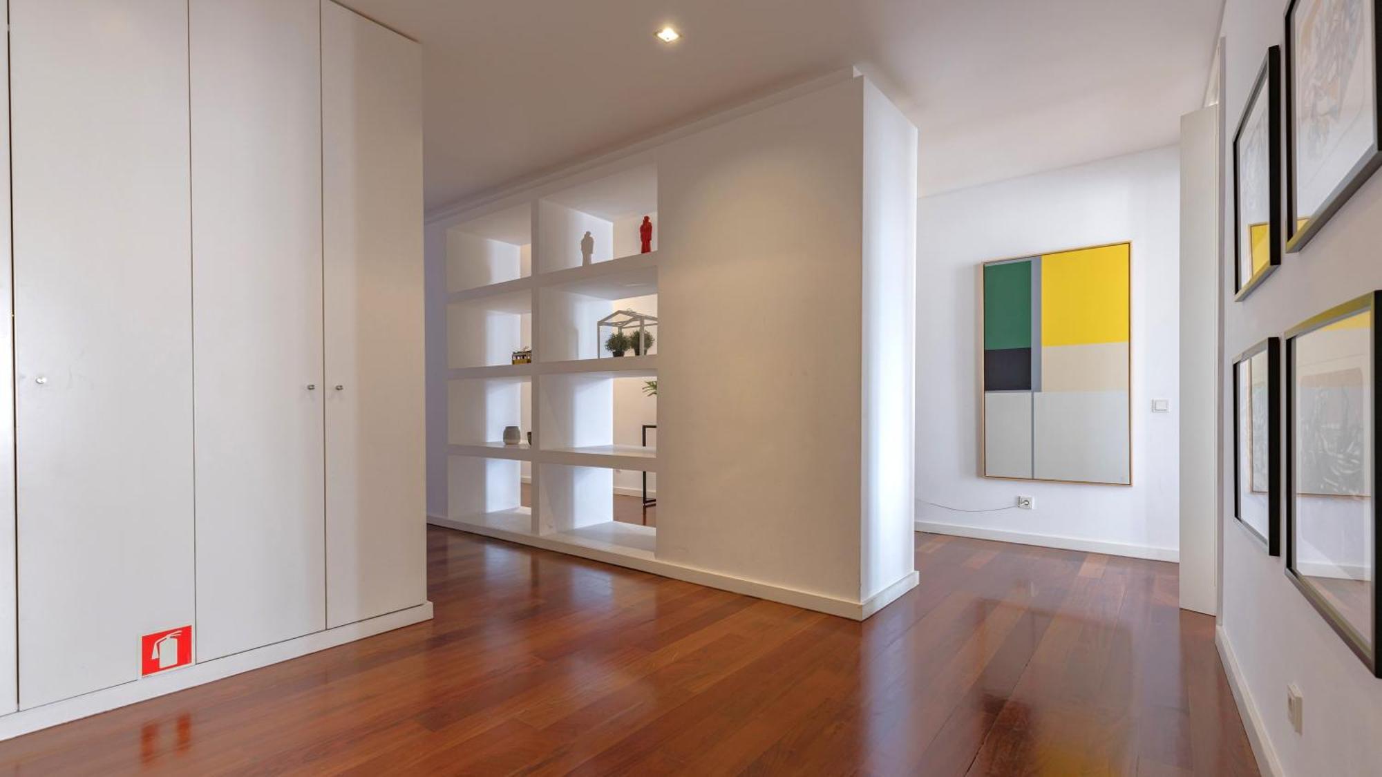 Apartment Lovelystay - Chiado 3bedroom Wonder *