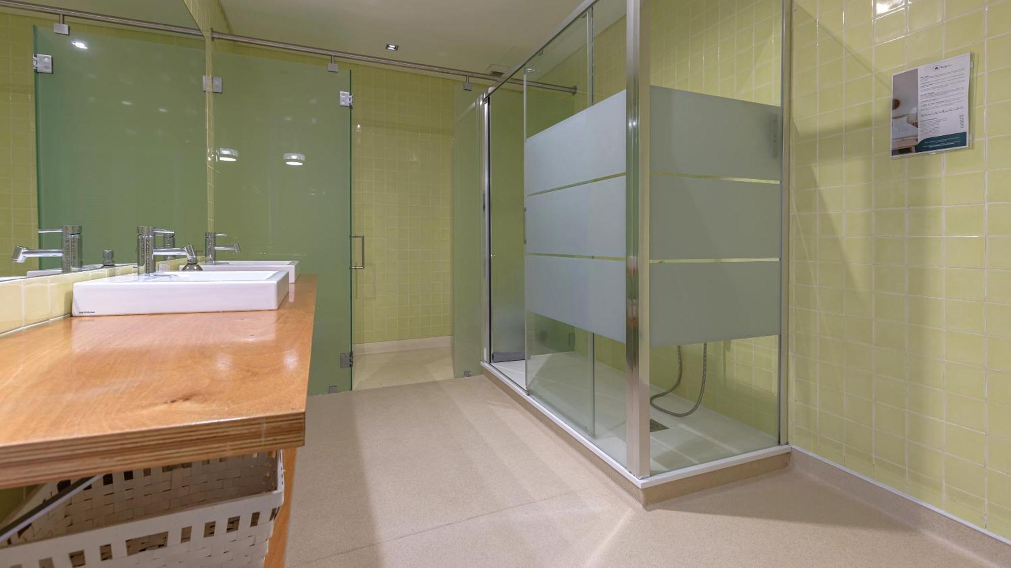 Lovelystay - Chiado 3bedroom Wonder * Lisbon