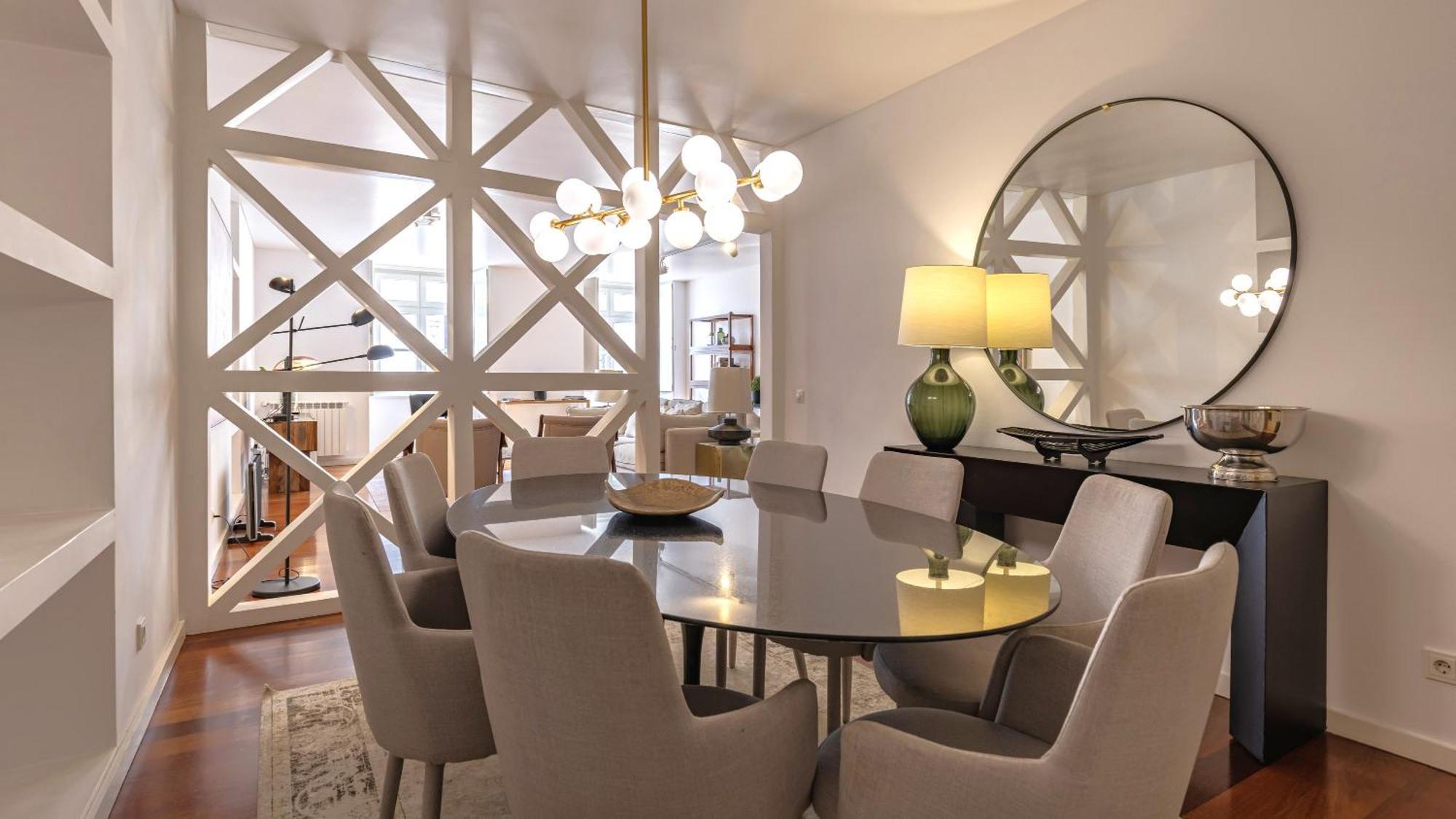 Apartment Lovelystay - Chiado 3bedroom Wonder