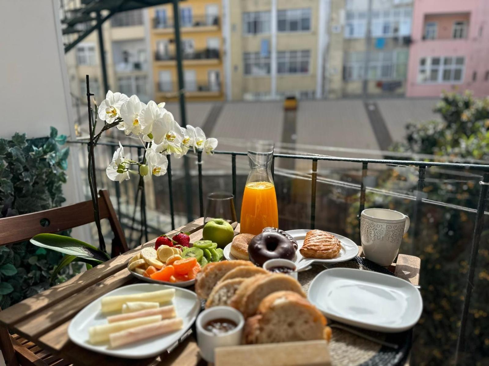 Grande Com Varanda E Vista A Homestay Lisbon