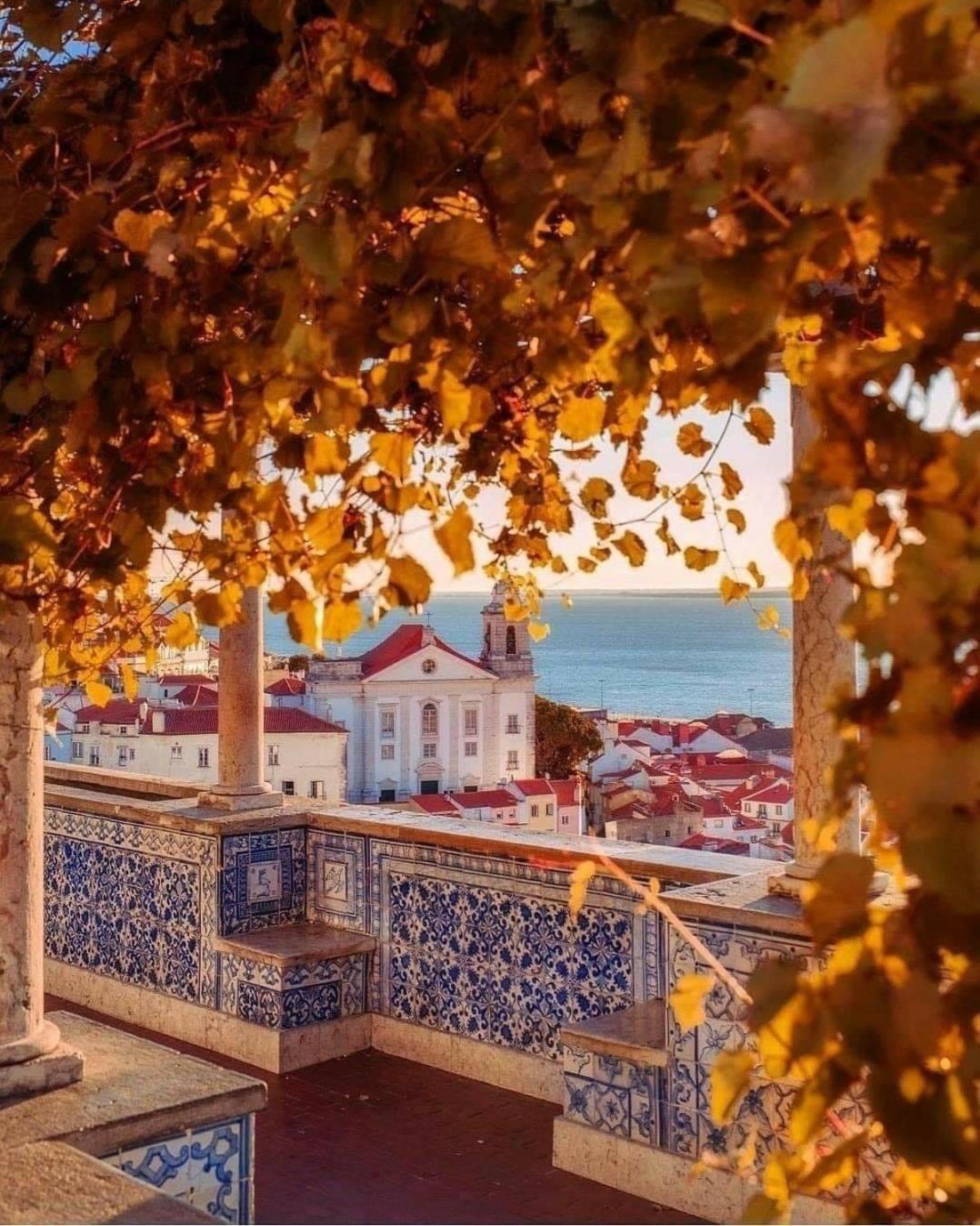 Alfama Historical 3 Bedroom Duplex Lisbon
