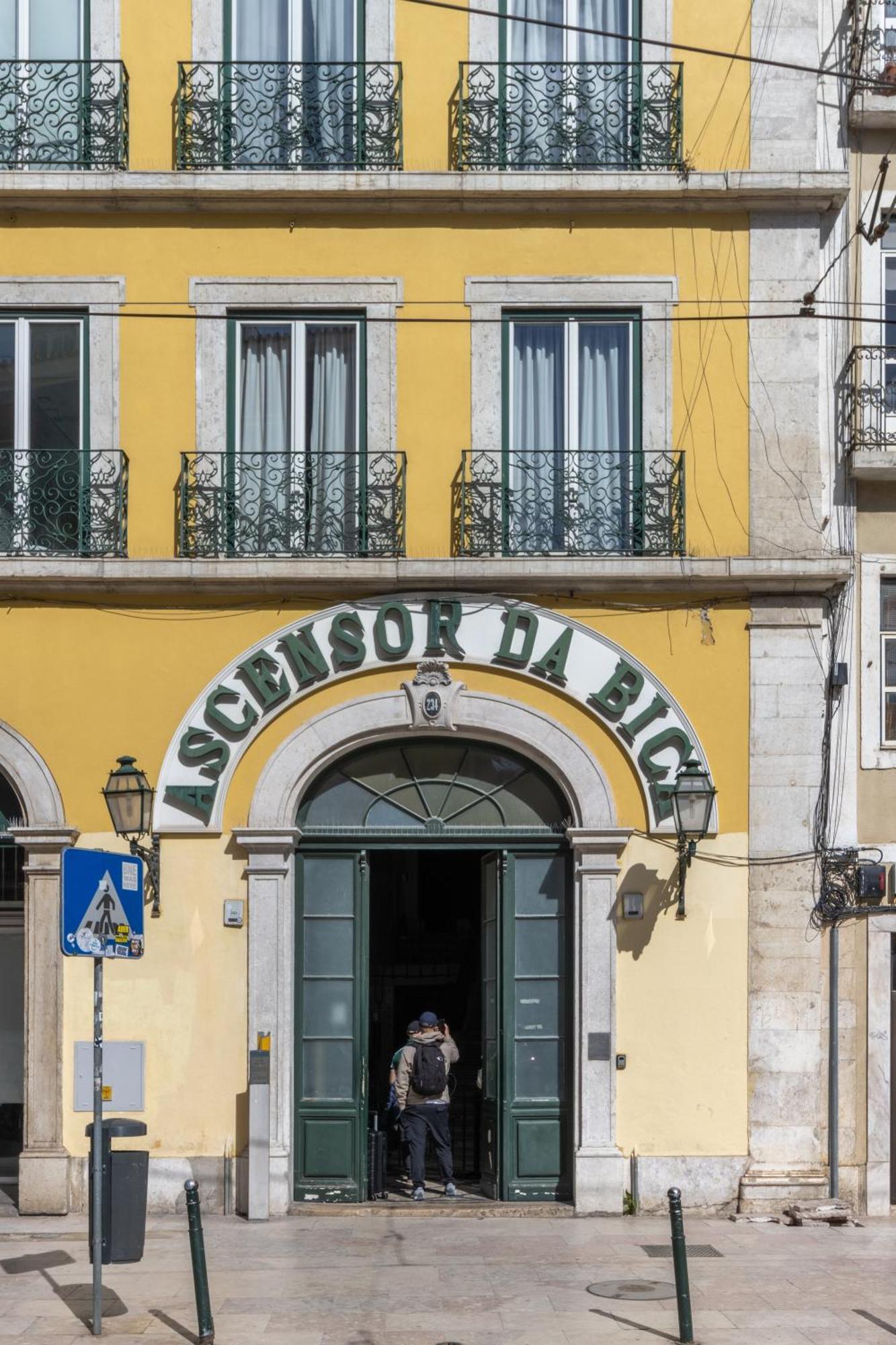 Modern 3br, Terrace, Ac/heating & Self Check-in Apartment Lisbon