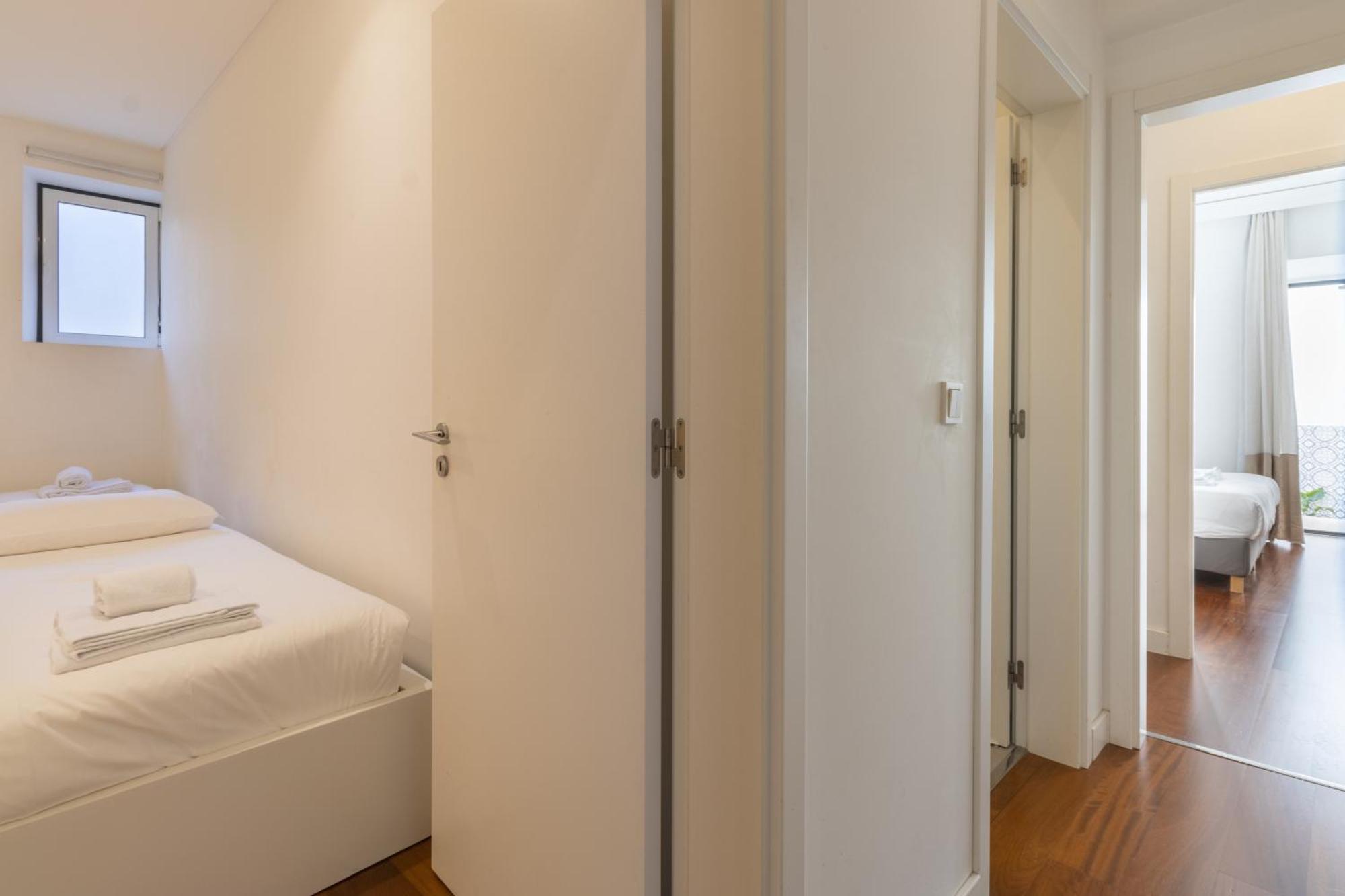 Apartment Modern 3br, Terrace, Ac/heating & Self Check-in