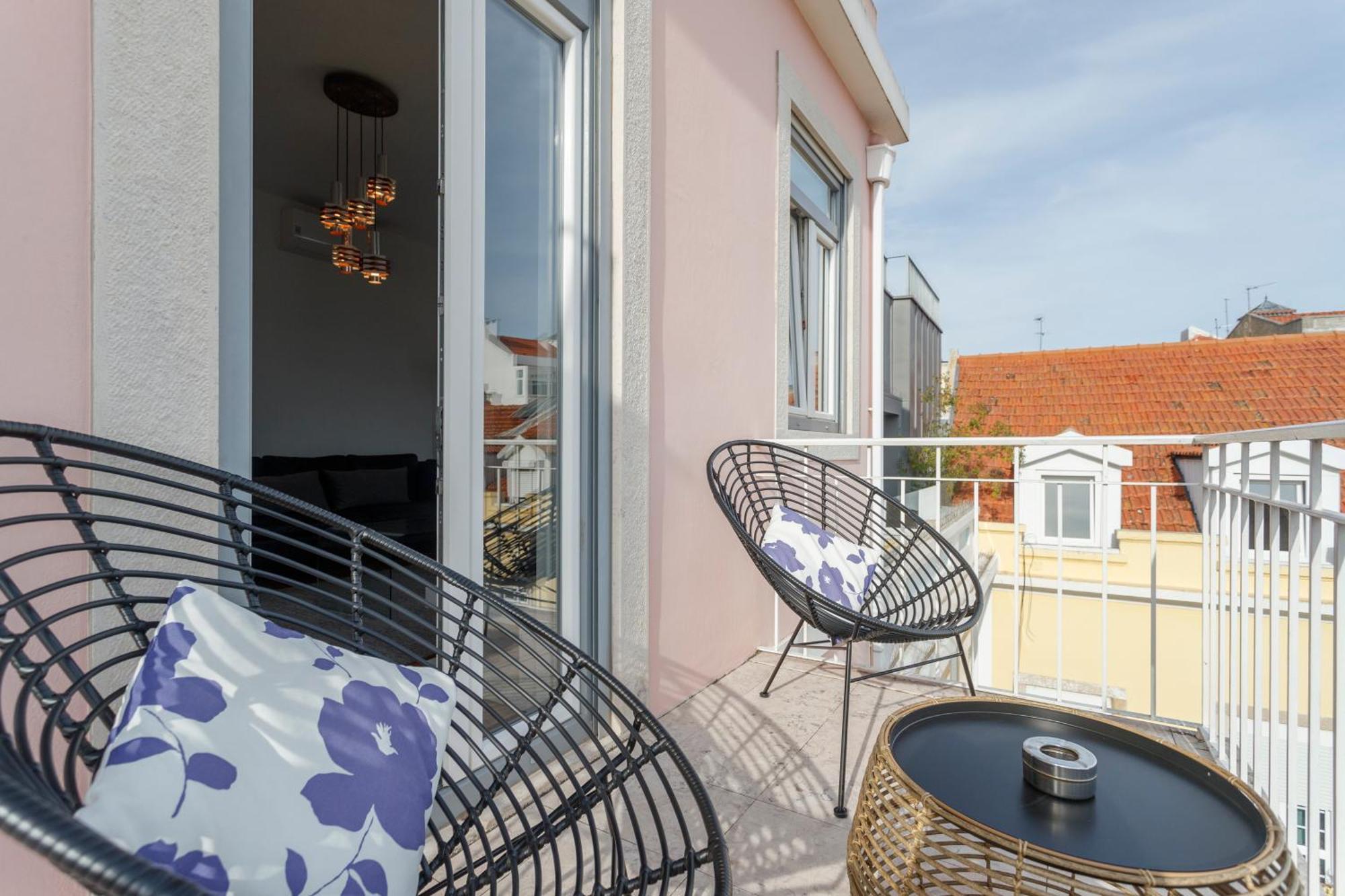 Cortes In Historic Neighborhood Apartment