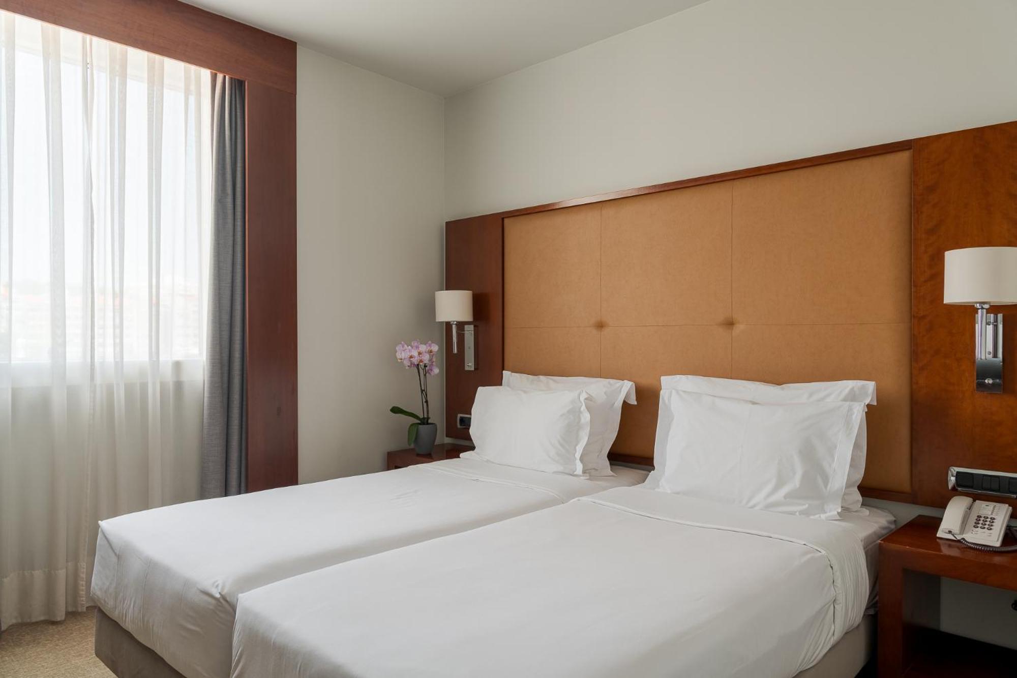 Hotel Dom Carlos Liberty 3*