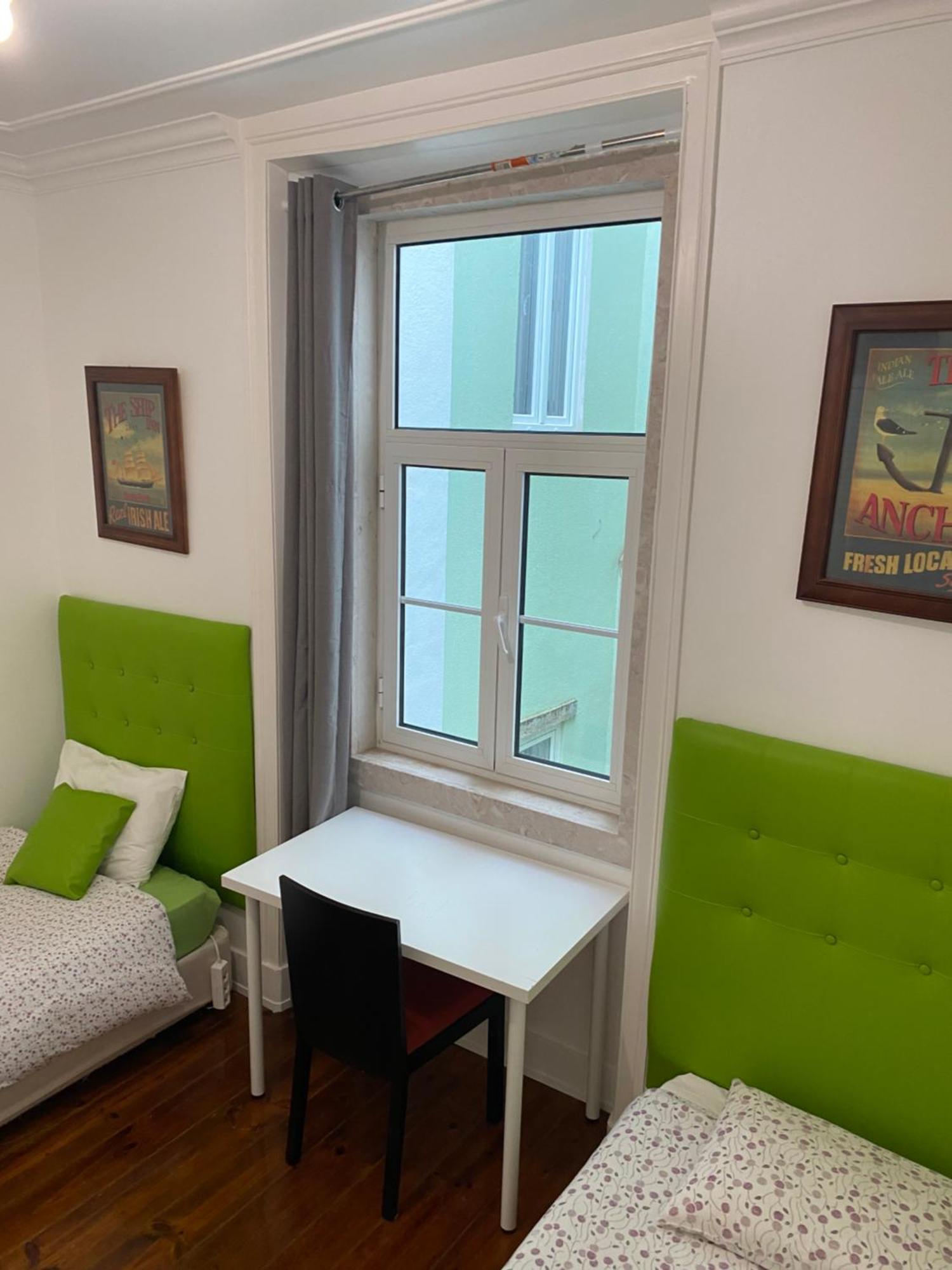 Homestay Arroios - Fourth Floor Lisbon