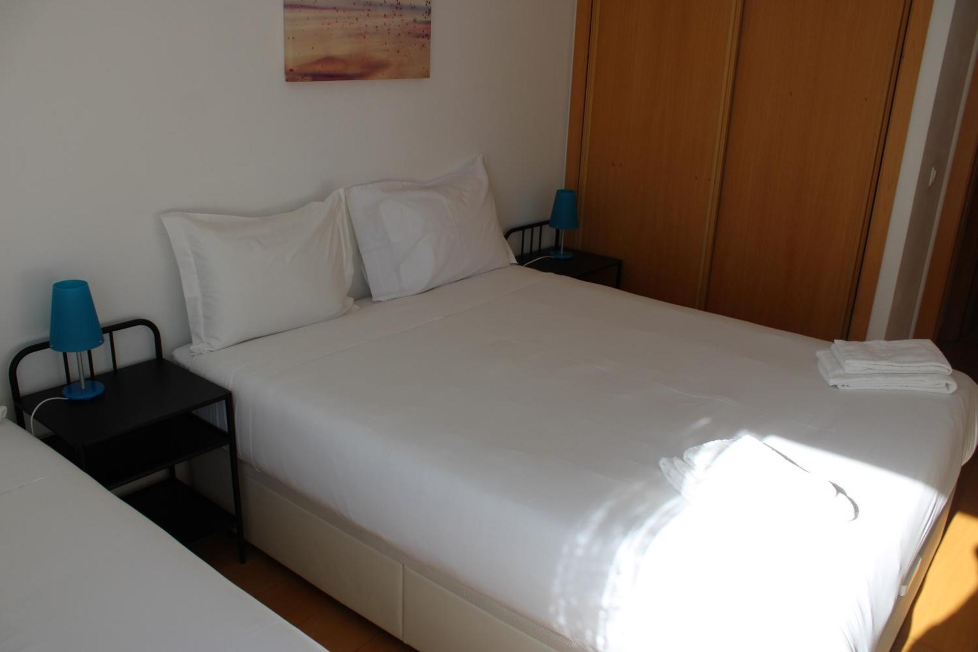 Parque Nacoes River View ,free Wifi * Lisbon