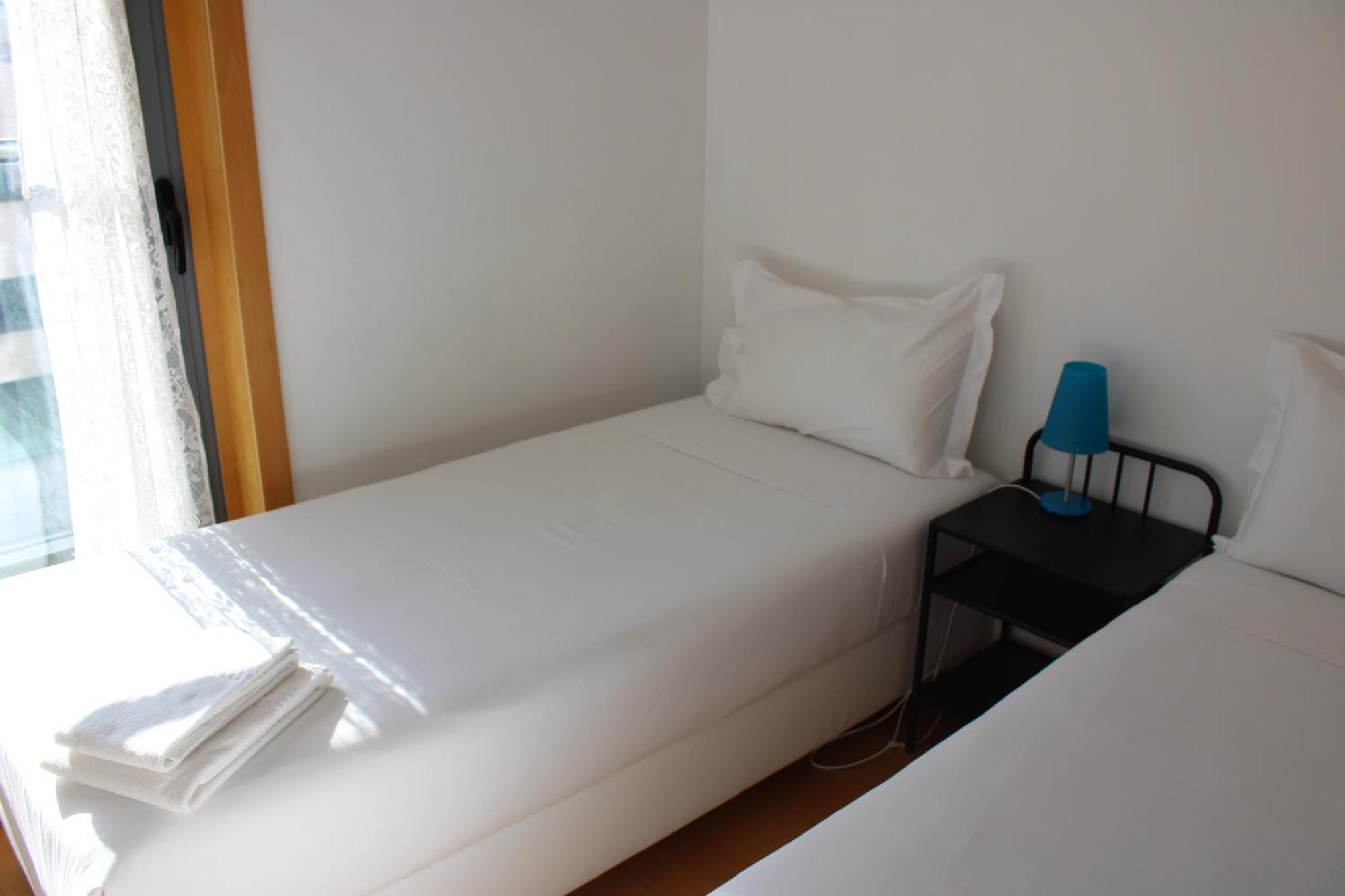 Parque Nacoes River View ,free Wifi Apartment Lisbon