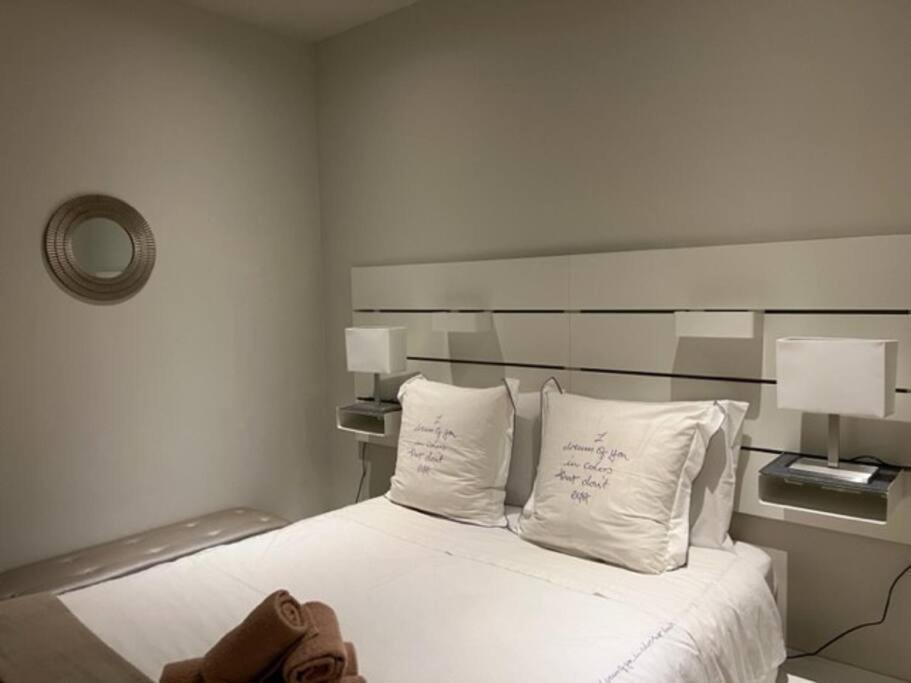Cosy And Renewed T2 In Campolide - 1d * Lisboa