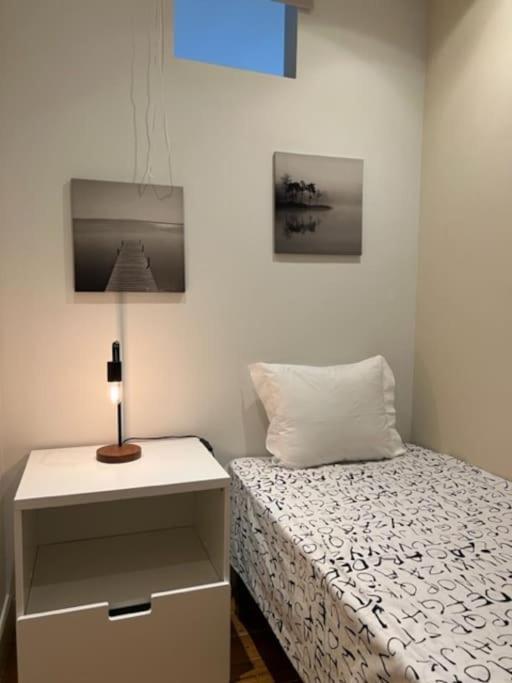 Apartamento Cosy And Renewed T2 In Campolide - 1d *
