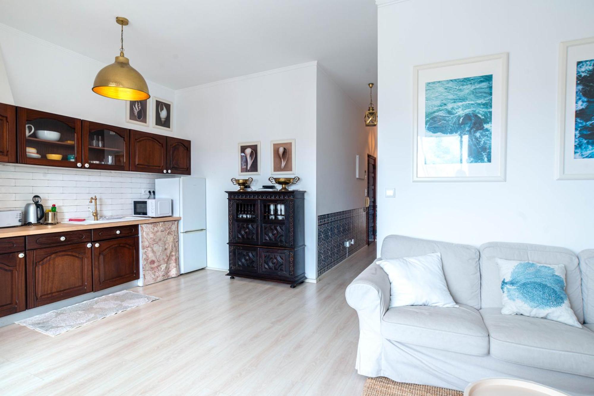 Hidden Gem 1 In Center Apartment