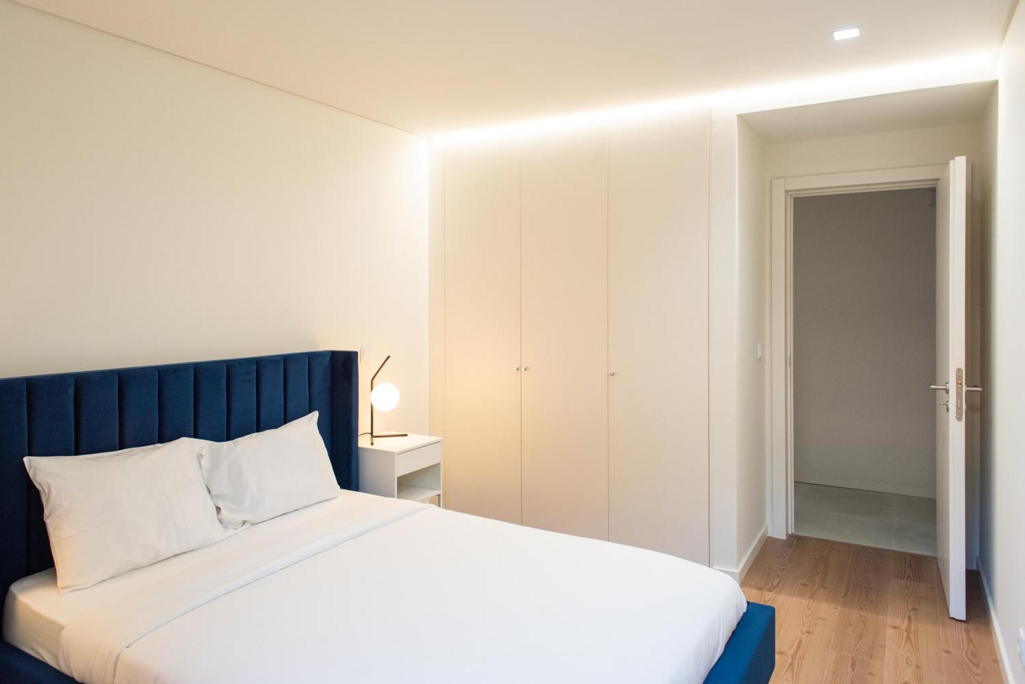 Pardal Rc A - Luxury 2 Bed In Alcantara Apartment *
