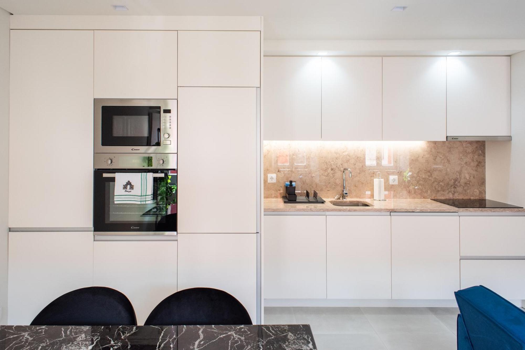 Apartment Pardal Rc A - Luxury 2 Bed In Alcantara Lisbon