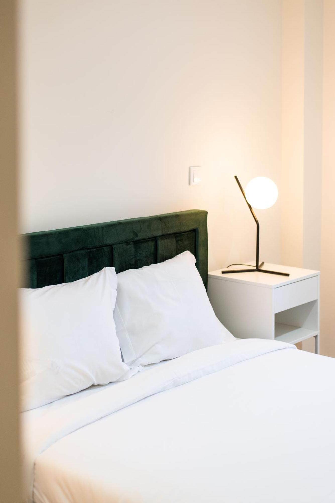 Pardal Rc A - Luxury 2 Bed In Alcantara Apartment *