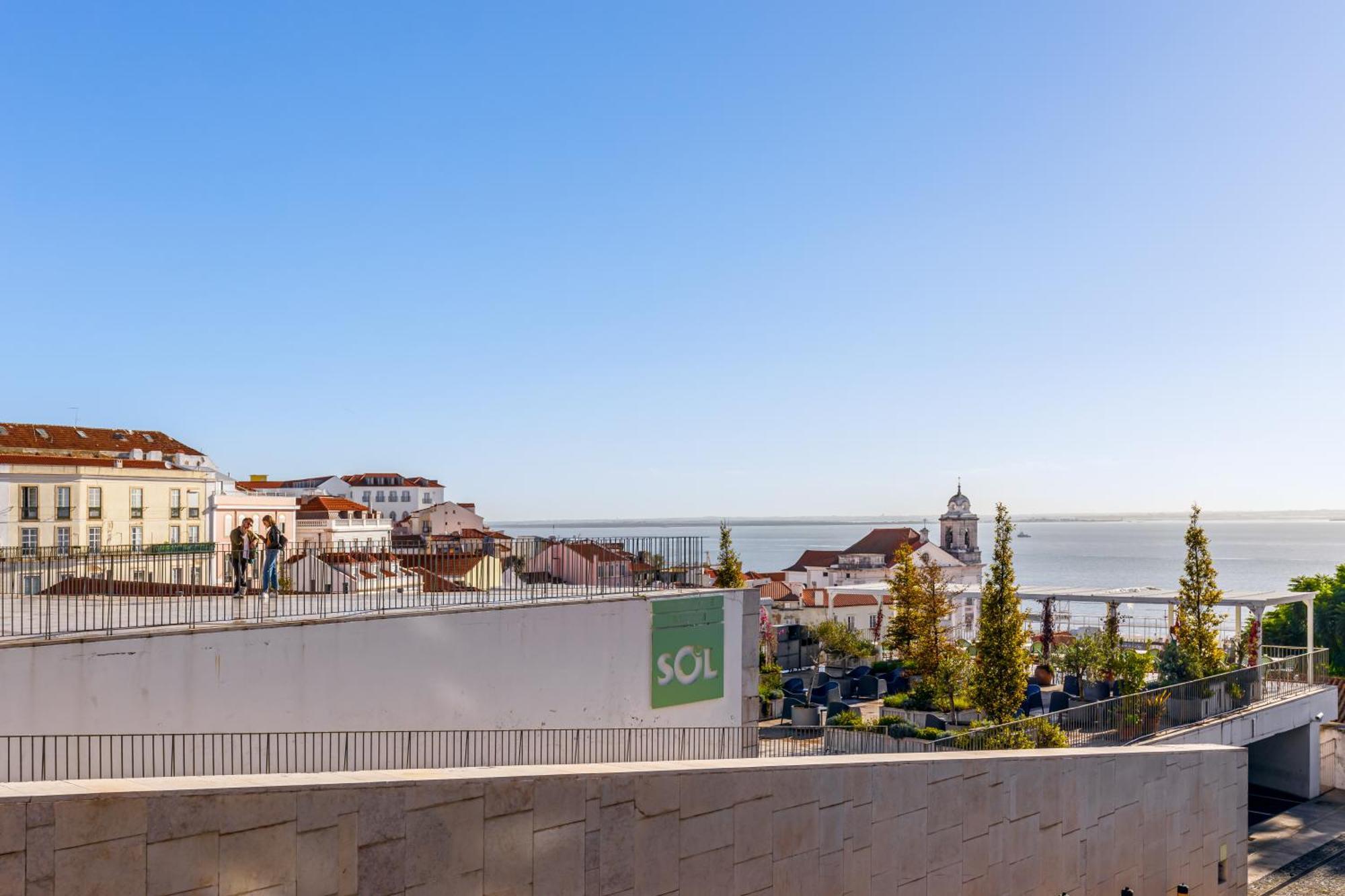 Apartment Typical Alfama-center *
