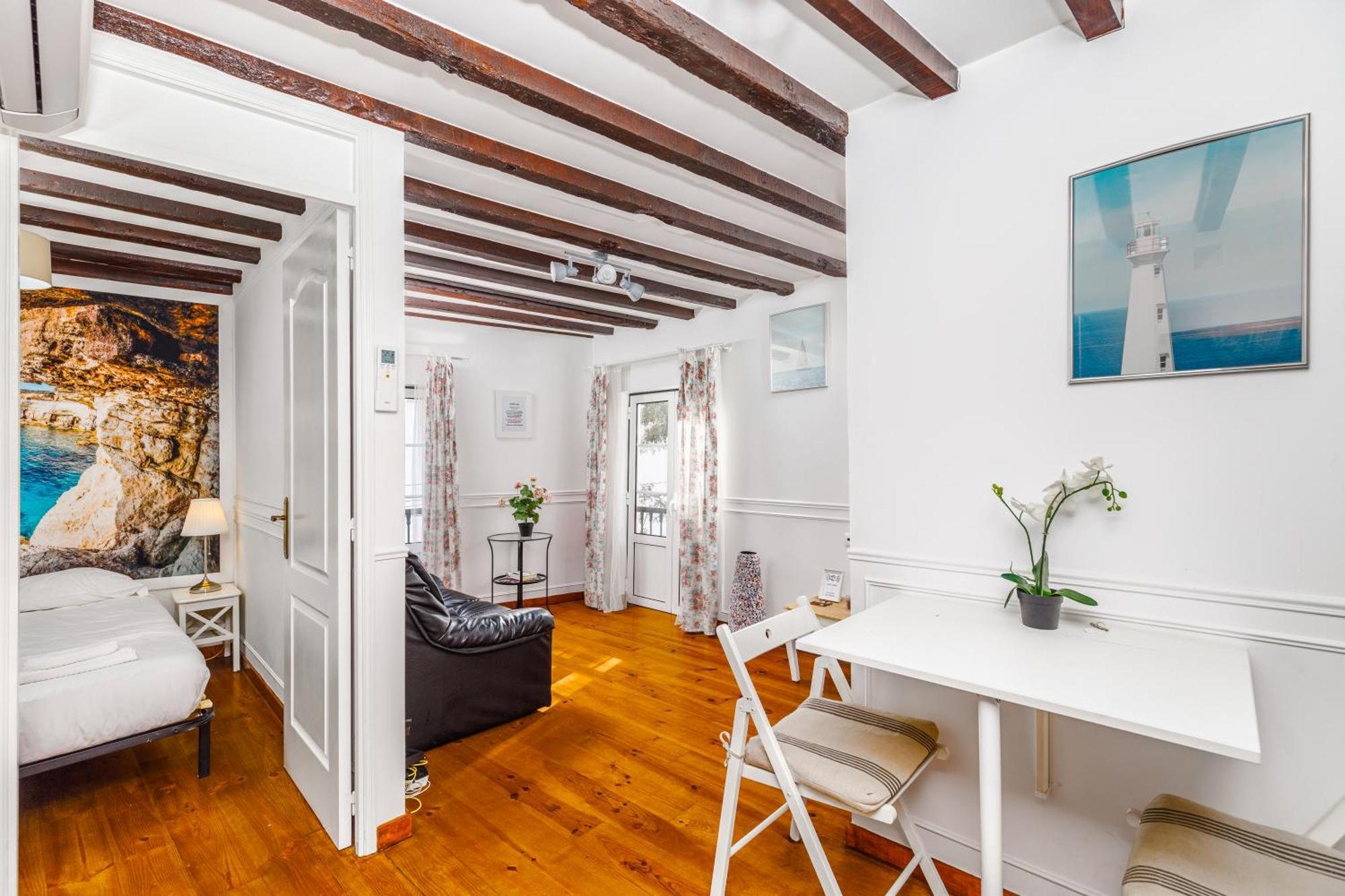Apartment Typical Alfama-center Lisbon